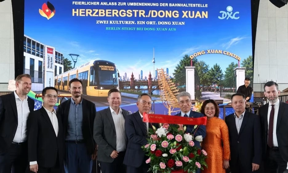 Dấu ấn Việt Nam tr&ecirc;n bản đồ giao th&ocirc;ng Berlin