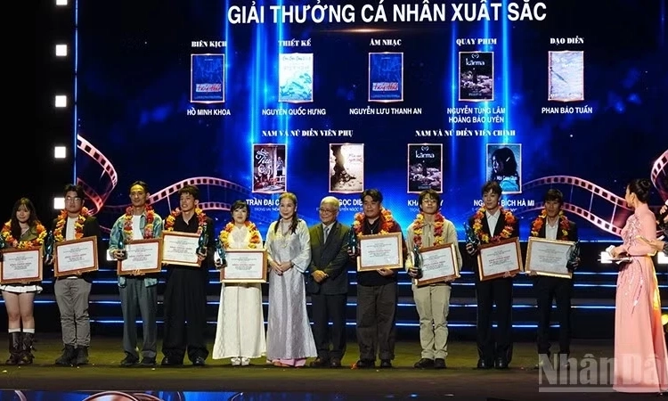 Trao 3 Giải Nhất tại Li&ecirc;n hoan phim ngắn Th&agrave;nh phố Hồ Ch&iacute; Minh lần 2