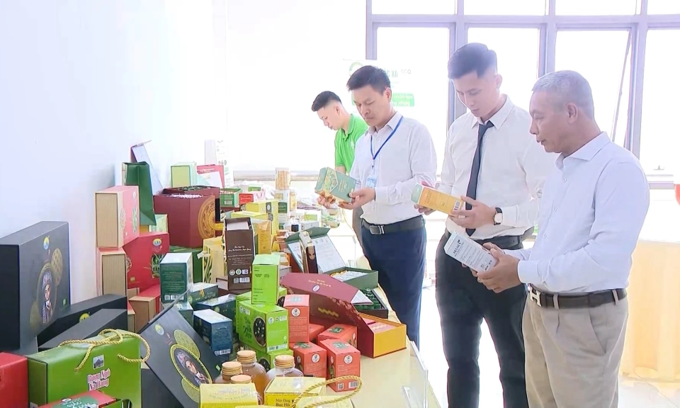 Đầu tư c&ocirc;ng nghệ để n&acirc;ng cao chất lượng n&ocirc;ng sản, mở rộng thị trường
