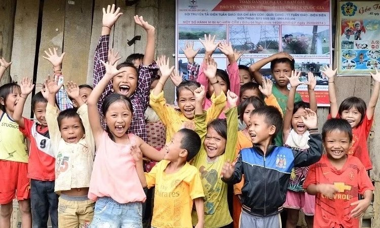 Lừa đảo c&ocirc;ng nghệ cao nhắm v&agrave;o trẻ em dịp h&egrave;