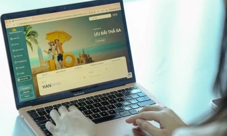H&atilde;ng h&agrave;ng kh&ocirc;ng khuyến c&aacute;o kh&aacute;ch h&agrave;ng cảnh gi&aacute;c giả mạo tr&ecirc;n mạng