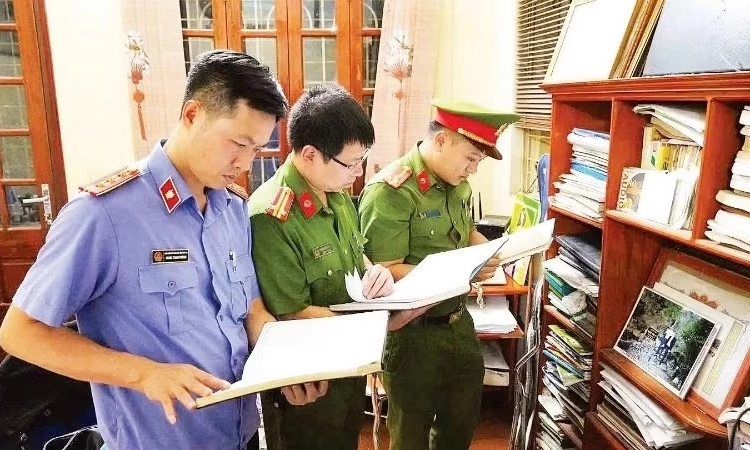 Ngăn chặn triệt để l&agrave;n s&oacute;ng tội phạm n&uacute;p b&oacute;ng doanh nghiệp