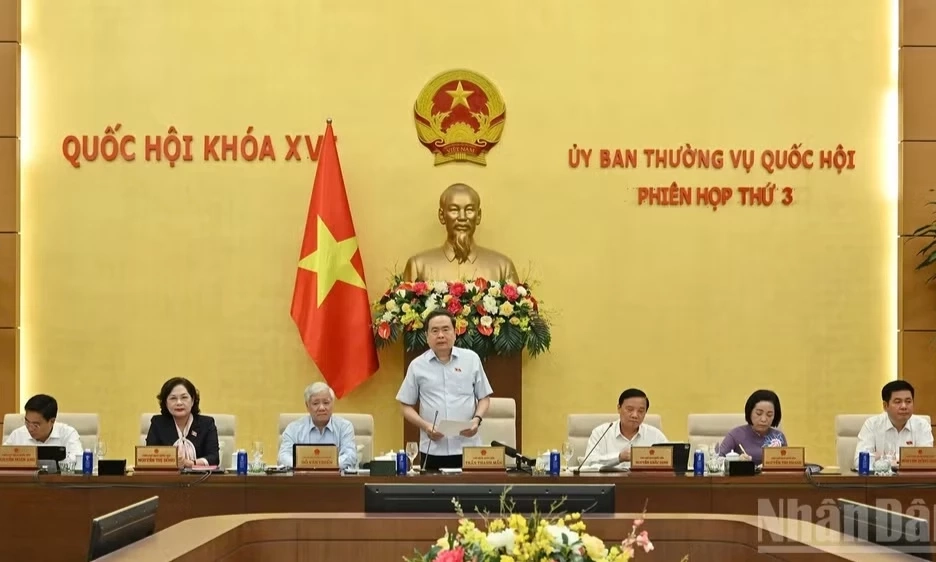 Khai mạc Phi&ecirc;n họp thứ 3 của Ủy ban Thường vụ Quốc hội