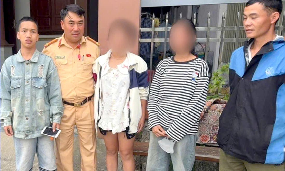 Kịp thời ngăn chặn 2 ch&aacute;u g&aacute;i khỏi bẫy "việc nhẹ lương cao"
