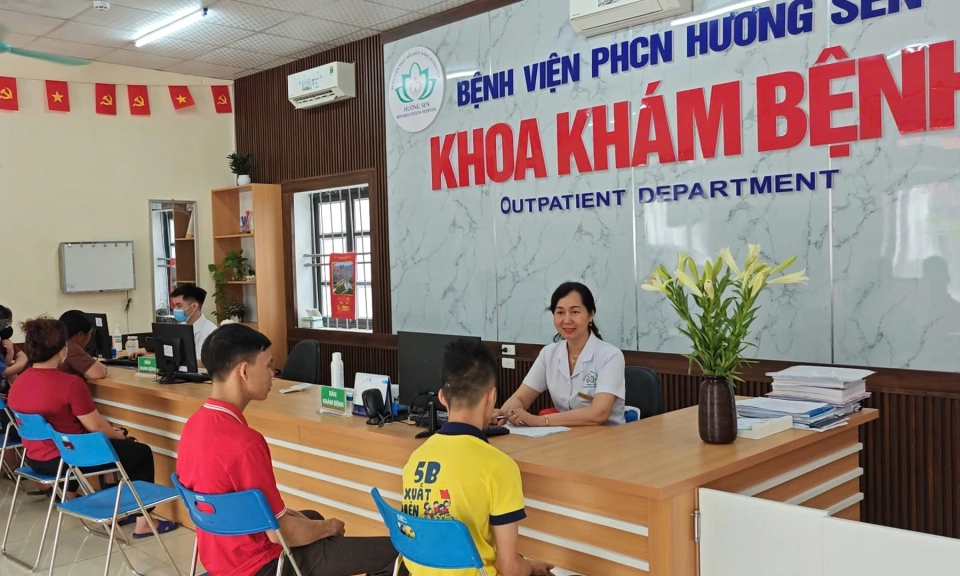 X&acirc;y dựng cơ sở y tế xanh - sạch - đẹp