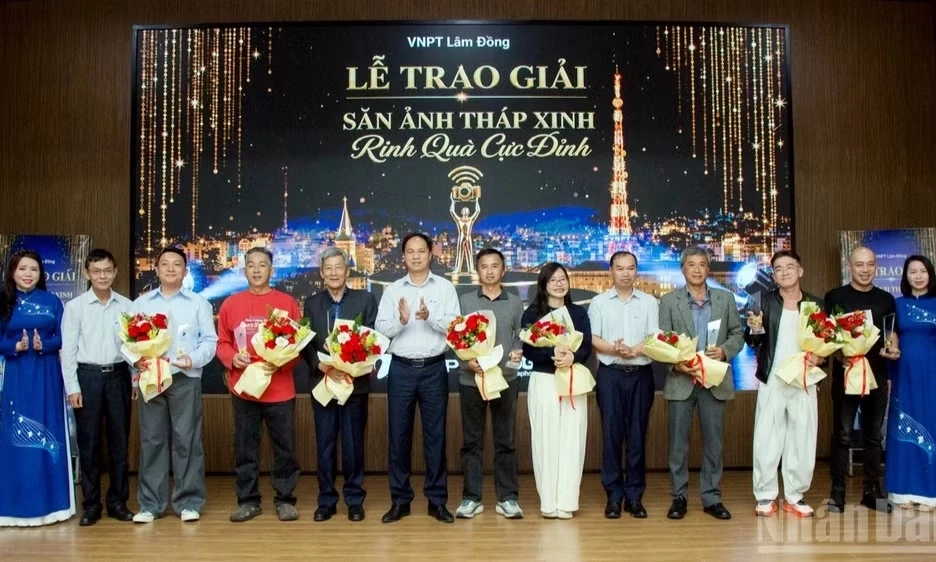 L&acirc;m Đồng: Hơn 500 t&aacute;c phẩm tham gia cuộc thi &ldquo;Săn ảnh th&aacute;p xinh&rdquo;