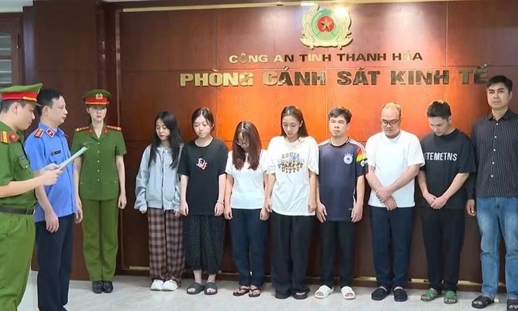 Thanh H&oacute;a đấu tranh với h&agrave;nh vi bu&ocirc;n lậu v&agrave;ng v&agrave; x&acirc;m phạm quyền sở hữu c&ocirc;ng nghiệp