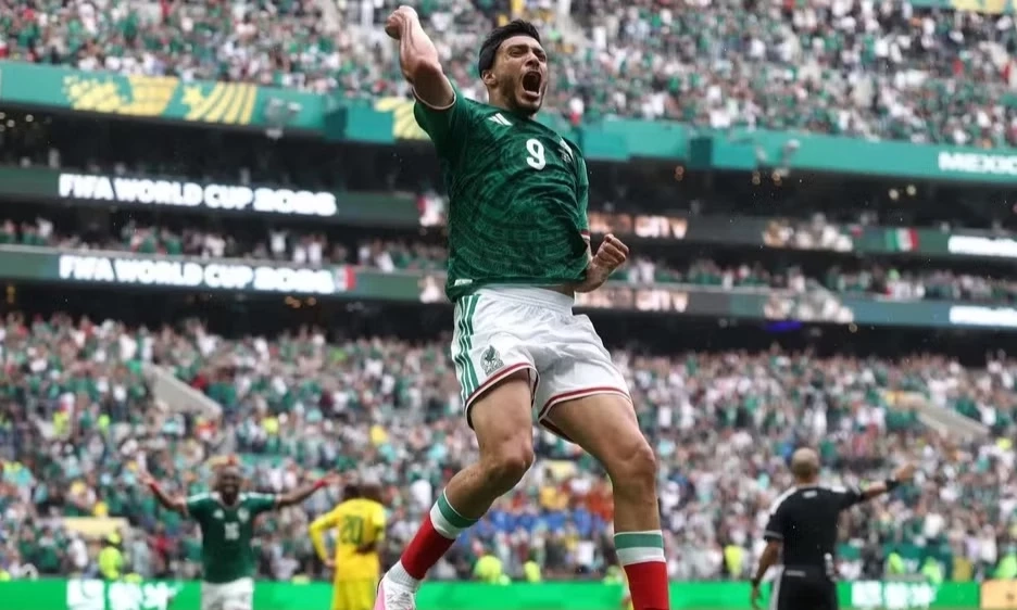 Mexico thắng tưng bừng ng&agrave;y khai mạc World Cup