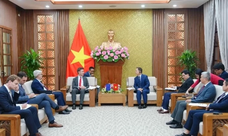 Việt Nam-EU tăng cường hợp t&aacute;c ph&aacute;p luật v&agrave; tư ph&aacute;p