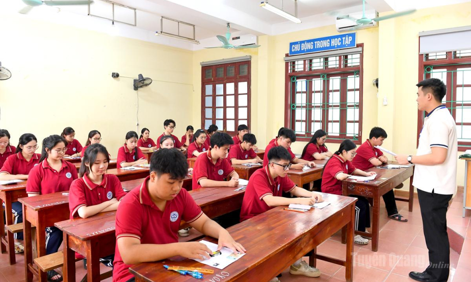 Một m&ugrave;a thi trọn vẹn v&agrave; nh&acirc;n văn