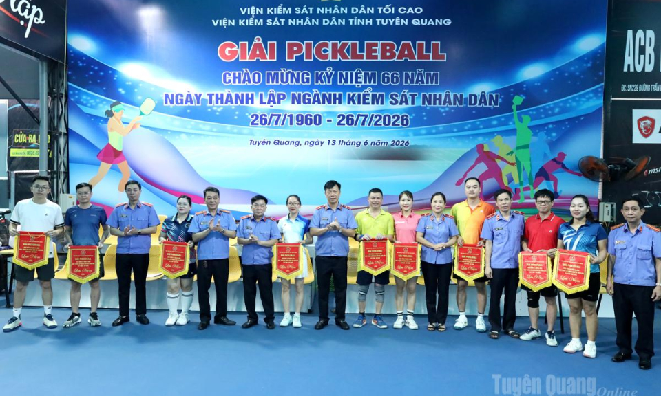 Gần 60 vận động vi&ecirc;n tham gia Giải Pickleball ng&agrave;nh Kiểm s&aacute;t nh&acirc;n d&acirc;n