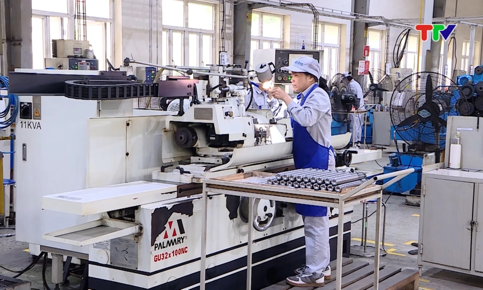Tạo bứt ph&aacute; cho sản xuất c&ocirc;ng nghiệp những th&aacute;ng cuối năm