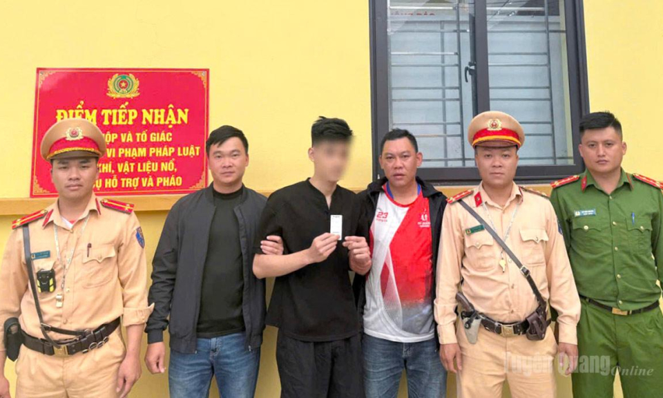 Li&ecirc;n tiếp ph&aacute;t hiện người điều khiển phương tiện dương t&iacute;nh với ma t&uacute;y