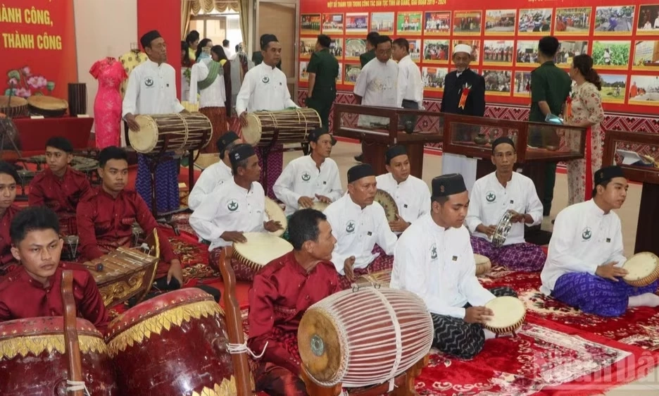 An Giang: Ph&aacute;t huy gi&aacute; trị văn h&oacute;a truyền thống của c&aacute;c d&acirc;n tộc thiểu số