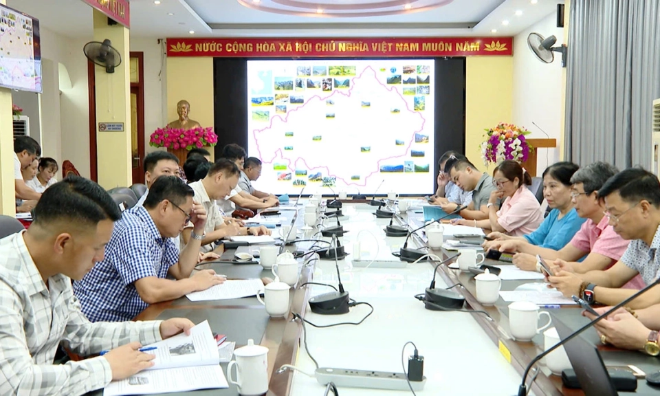 Du lịch địa chất - Hướng đi bền vững cho Cao nguy&ecirc;n đ&aacute; Đồng Văn