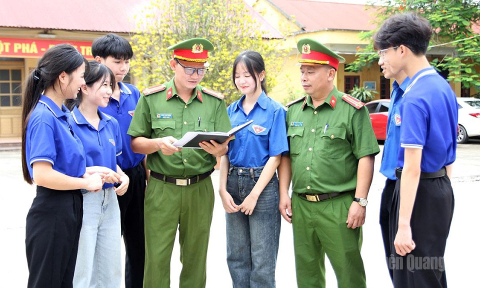 Ngăn ngừa thanh thiếu ni&ecirc;n vi phạm trong dịp h&egrave;
