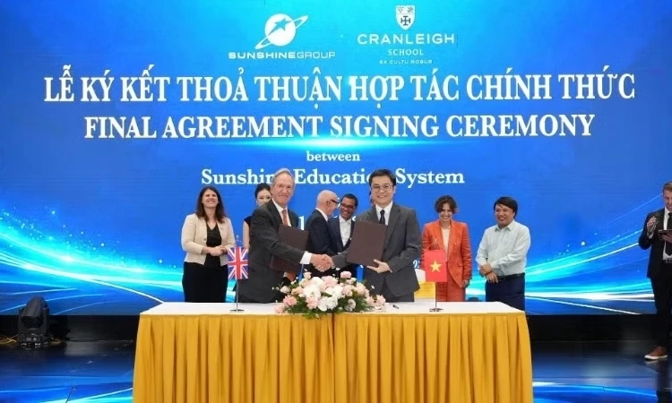 Trường Cranleigh (Vương Quốc Anh) ch&iacute;nh thức gia nhập thị trường Việt Nam th&ocirc;ng qua hợp t&aacute;c chiến lược với Sunshine Group