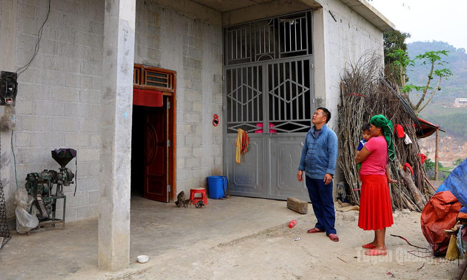 &ldquo;B&agrave;i to&aacute;n&rdquo; giảm ngh&egrave;o ở Hồng Ng&agrave;i A