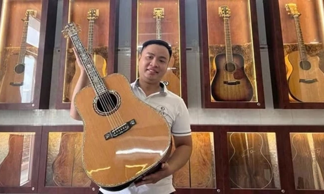 Guitar Custom Việt Nam v&agrave; c&acirc;u chuyện đưa tinh hoa thủ c&ocirc;ng Việt vươn tầm thế giới