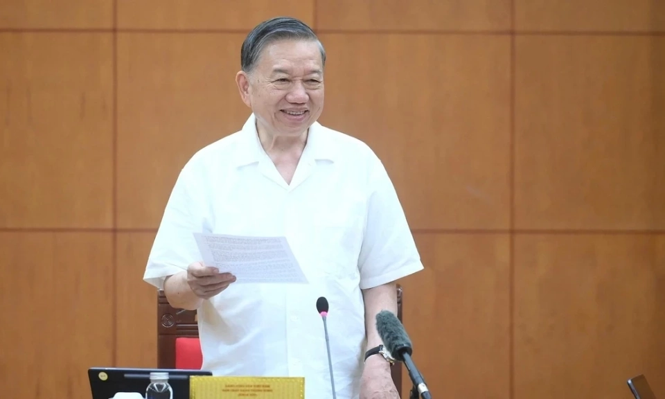 [Ảnh] Tổng B&iacute; thư, Chủ tịch nước T&ocirc; L&acirc;m l&agrave;m việc với Thường trực Ban Chỉ đạo Tổng kết 100 năm Đảng l&atilde;nh đạo c&aacute;ch mạng Việt Nam