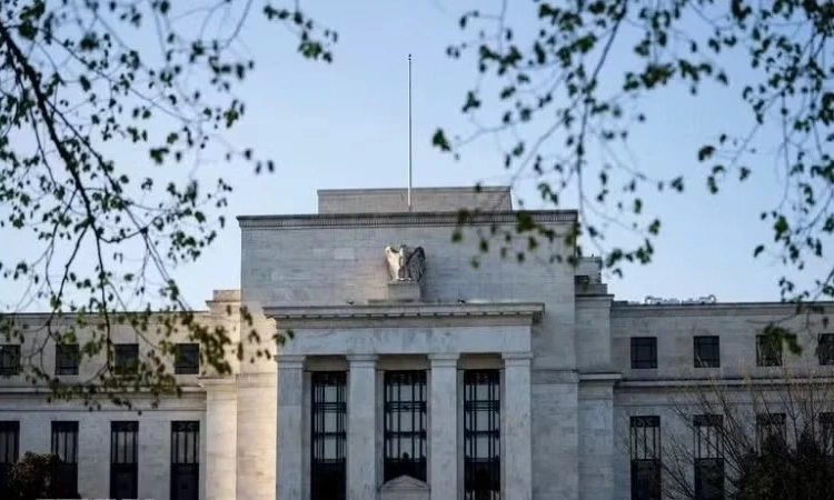 Fed giữ nguy&ecirc;n l&atilde;i suất sau cuộc họp đầu ti&ecirc;n của t&acirc;n Chủ tịch
