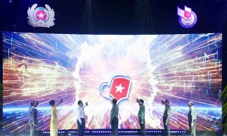 Bộ C&ocirc;ng an ph&aacute;t động Giải B&aacute;o ch&iacute; to&agrave;n quốc &ldquo;V&igrave; an ninh Tổ quốc v&agrave; b&igrave;nh y&ecirc;n cuộc sống"
