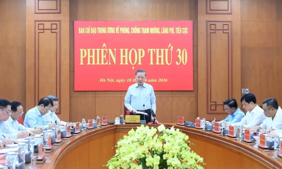 [Ảnh] Tổng B&iacute; thư, Chủ tịch nước T&ocirc; L&acirc;m chủ tr&igrave; Phi&ecirc;n họp thứ 30 của Ban Chỉ đạo Trung ương về ph&ograve;ng, chống tham nhũng, l&atilde;ng ph&iacute;, ti&ecirc;u cực