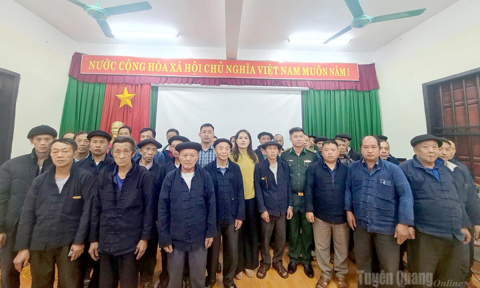 Ra mắt m&ocirc; h&igrave;nh người c&oacute; uy t&iacute;n tuy&ecirc;n truyền ph&aacute;p luật ở x&atilde; bi&ecirc;n giới