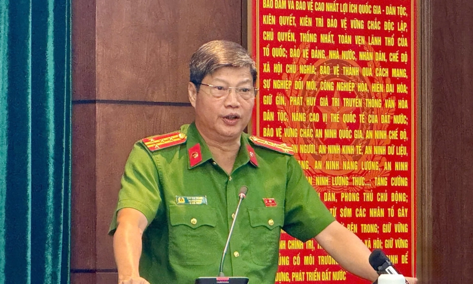 C&ocirc;ng an H&agrave; Nội ph&aacute; đường d&acirc;y tuồn h&agrave;ng ngh&igrave;n tấn ch&acirc;n g&agrave; nhập lậu ra thị trường