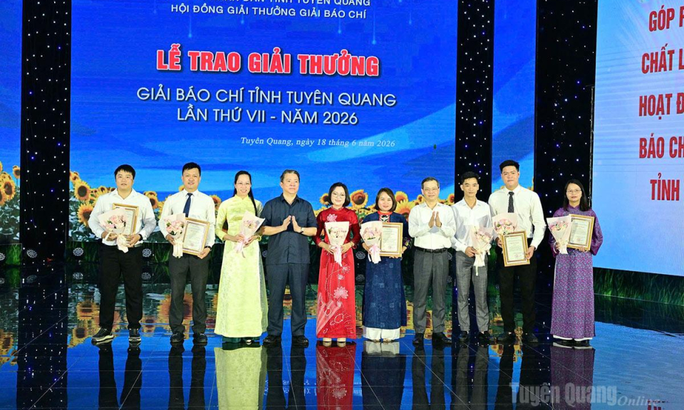 Hai d&ograve;ng chảy một thương hiệu
