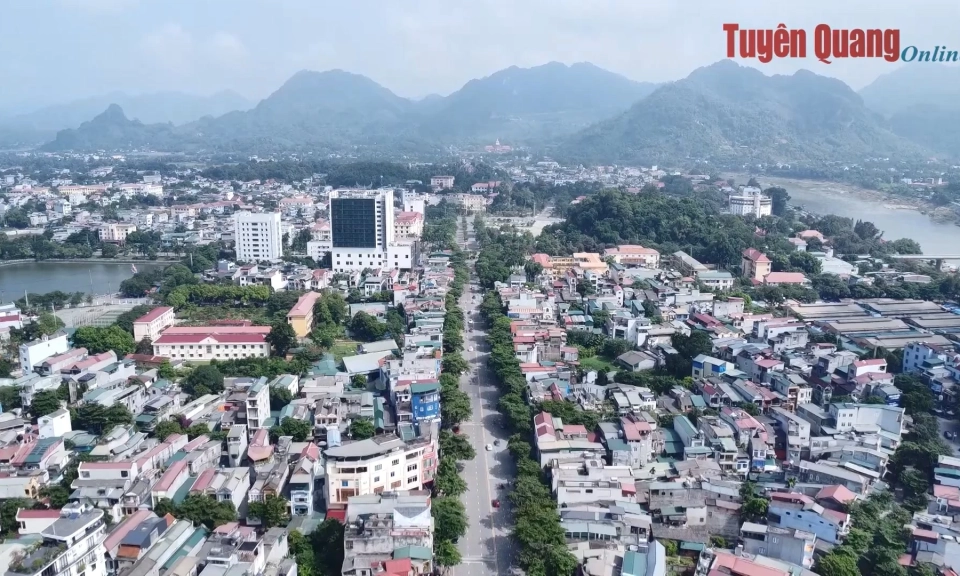 Lựa chọn người c&oacute; tr&igrave;nh độ, năng lực đảm nhiệm c&aacute;c chức danh th&ocirc;n, tổ d&acirc;n phố