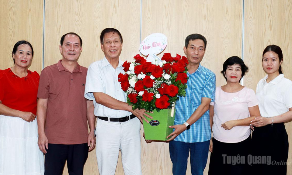 C&acirc;u lạc bộ hưu tr&iacute; B&aacute;o H&agrave; Giang gặp mặt kỷ niệm 101 năm Ng&agrave;y B&aacute;o ch&iacute; C&aacute;ch mạng Việt Nam