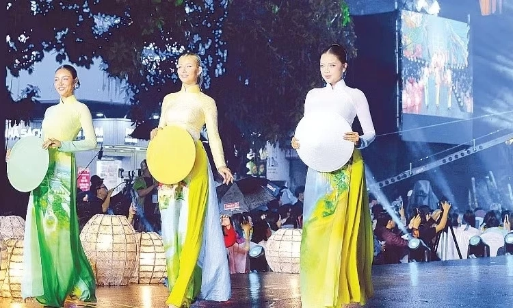Kế hoạch tổ chức &ldquo;Ng&agrave;y Văn h&oacute;a Việt Nam&rdquo; giai đoạn 2026-2030