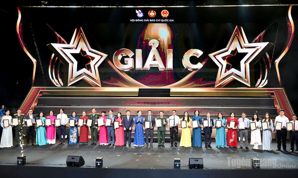 B&aacute;o v&agrave; ph&aacute;t thanh, truyền h&igrave;nh Tuy&ecirc;n Quang đoạt 2 giải tại Giải B&aacute;o ch&iacute; Quốc gia lần thứ XX