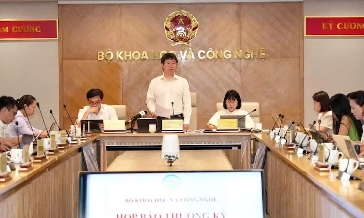 Từ cao điểm đến năng lực thực thi quyền sở hữu tr&iacute; tuệ