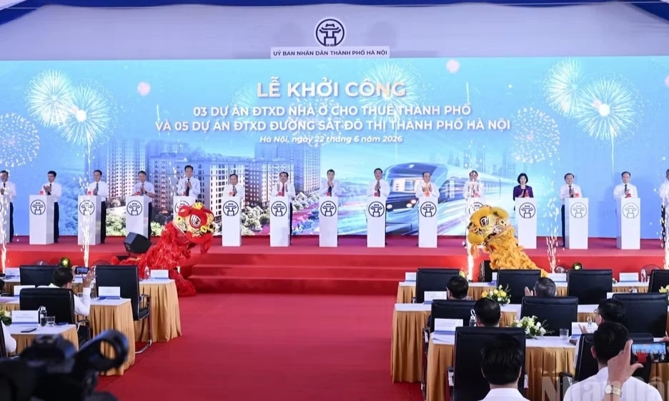Thủ tướng L&ecirc; Minh Hưng dự lễ khởi c&ocirc;ng đồng loạt c&aacute;c dự &aacute;n nh&agrave; ở cho thu&ecirc; v&agrave; đường sắt đ&ocirc; thị th&agrave;nh phố H&agrave; Nội