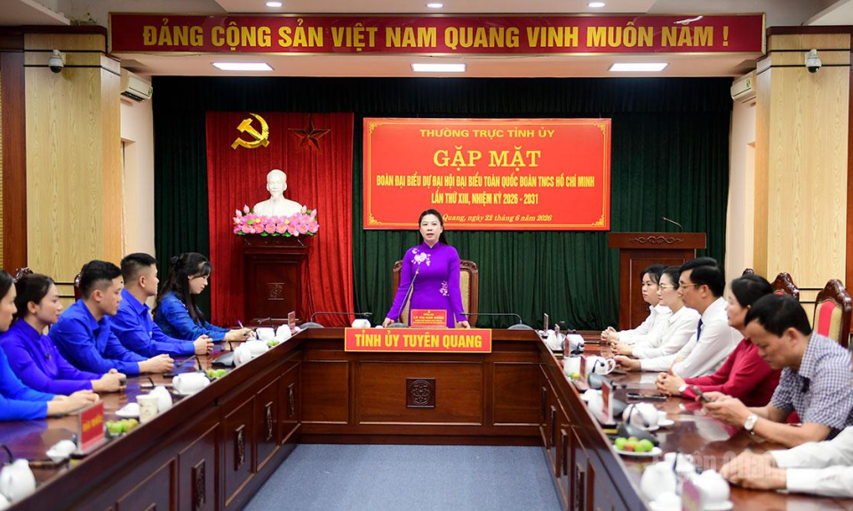 Thường trực Tỉnh ủy gặp mặt Đo&agrave;n đại biểu dự Đại hội đại biểu to&agrave;n quốc Đo&agrave;n TNCS Hồ Ch&iacute; Minh lần thứ XIII