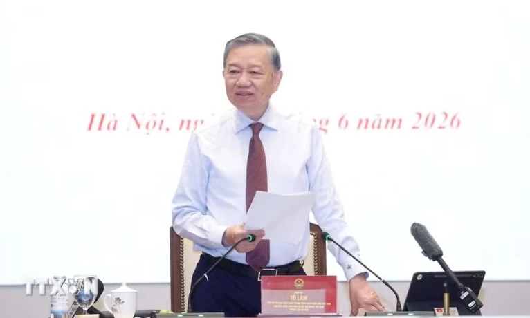 Tạo chuyển biến đo được trong cắt giảm thủ tục h&agrave;nh ch&iacute;nh, th&aacute;o gỡ điểm nghẽn thể chế