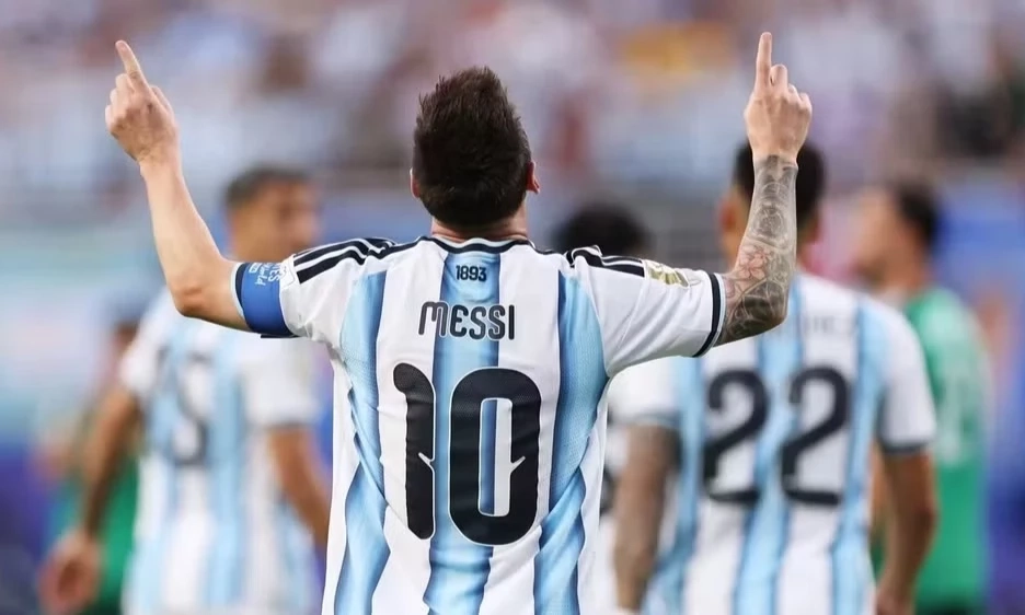 Messi trở th&agrave;nh cầu thủ ghi nhiều b&agrave;n thắng nhất lịch sử World Cup