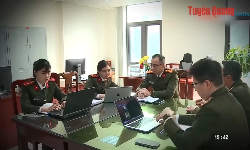 Đưa ph&aacute;p luật v&agrave;o cuộc sống, quyết t&acirc;m b&agrave;i trừ ma t&uacute;y