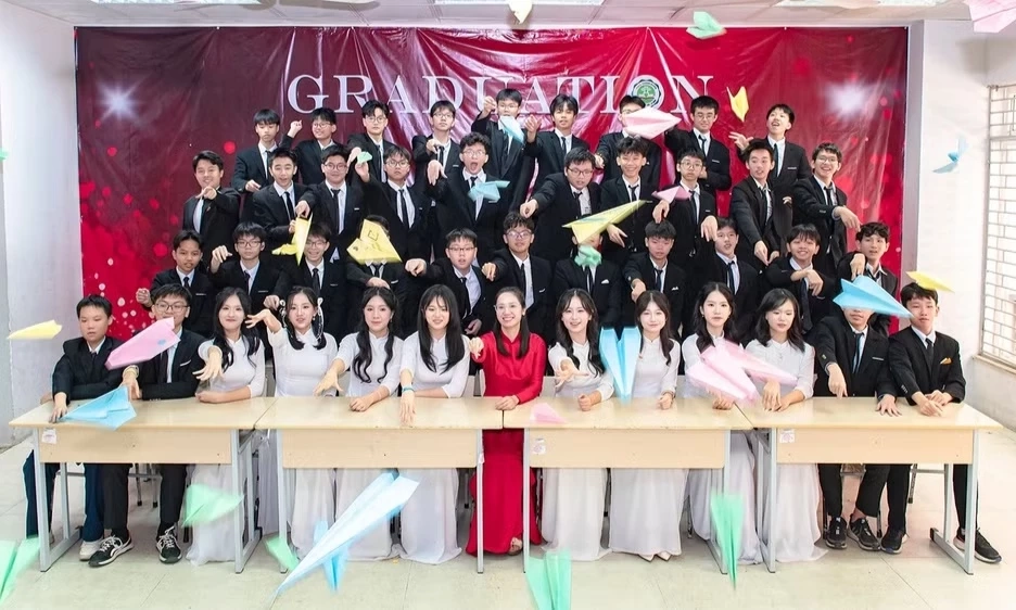 Một lớp học c&oacute; 61% học sinh đỗ v&agrave;o lớp 10 chuy&ecirc;n Top đầu của H&agrave; Nội