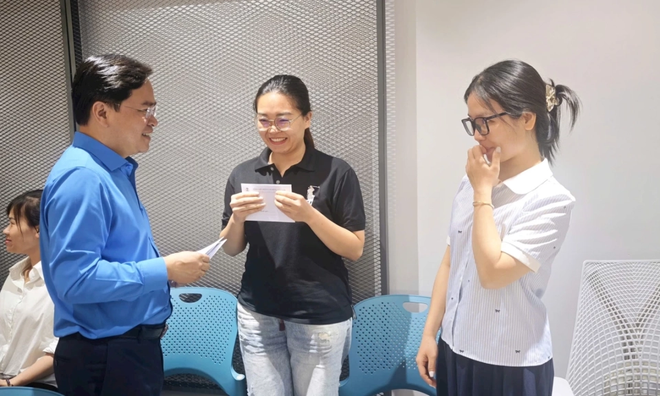 Hơn 1 triệu lượt lao động tham gia c&aacute;c cuộc đối thoại, diễn đ&agrave;n do C&ocirc;ng đo&agrave;n tổ chức
