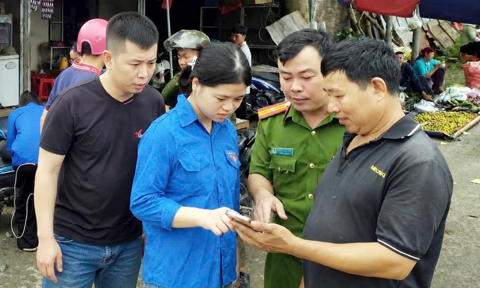 "C&aacute;nh tay nối d&agrave;i" ở cơ sở