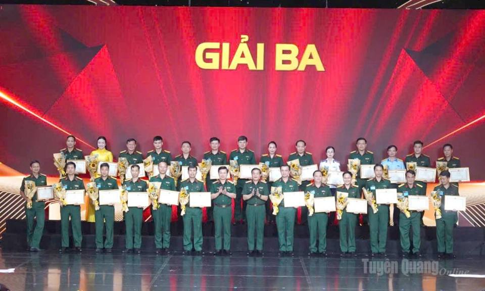 Tuy&ecirc;n Quang đạt th&agrave;nh t&iacute;ch cao tại Hội thi B&aacute;o c&aacute;o vi&ecirc;n giỏi to&agrave;n qu&acirc;n năm 2026