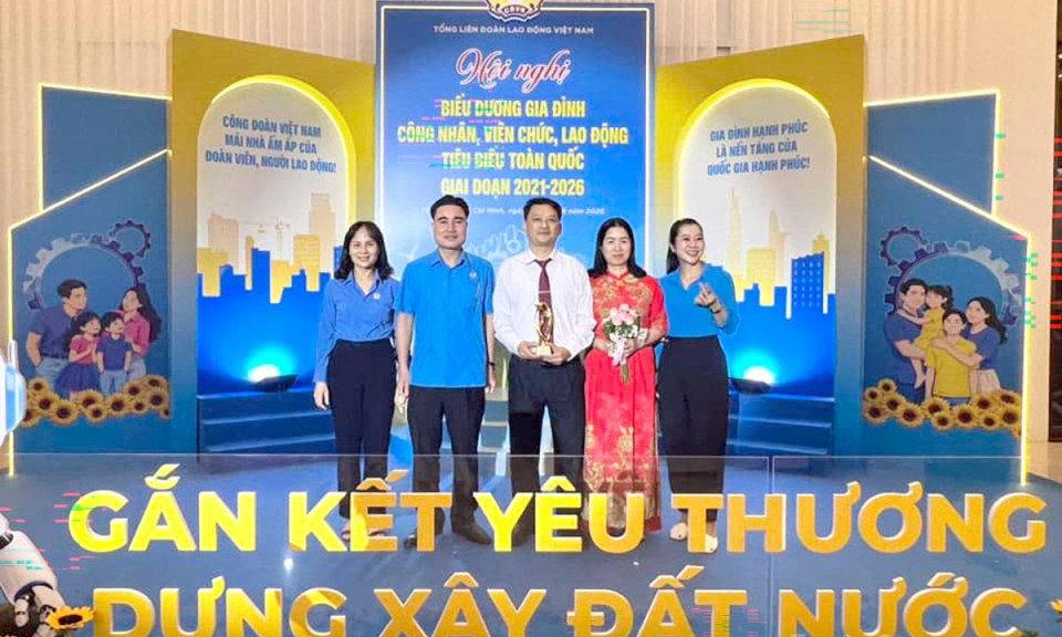 Gia đ&igrave;nh hạnh ph&uacute;c Quốc gia thịnh vượng (Cuối tuần)