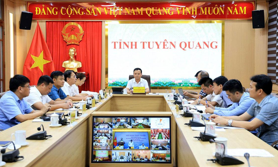 Đẩy nhanh tiến độ c&aacute;c c&ocirc;ng tr&igrave;nh giao th&ocirc;ng trọng điểm: Nh&igrave;n thẳng v&agrave;o thực tế, t&igrave;m giải ph&aacute;p đột ph&aacute;