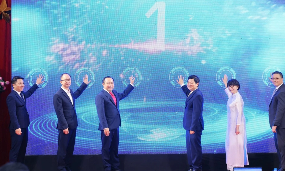 Việt Nam c&oacute; Trung t&acirc;m quốc gia hỗ trợ sản xuất thử chip b&aacute;n dẫn đầu ti&ecirc;n