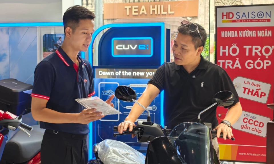 Xe m&aacute;y điện thứ ba của Honda tới tay người ti&ecirc;u d&ugrave;ng trong nước