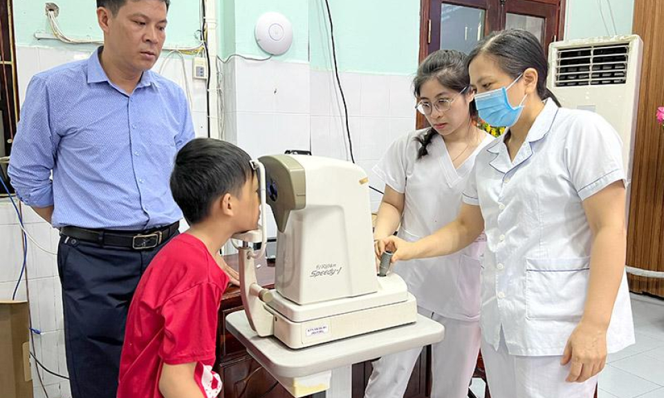 Kh&aacute;m, hội chẩn, phẫu thuật miễn ph&iacute; cho 400 trẻ khuyết tật c&oacute; ho&agrave;n cảnh kh&oacute; khăn