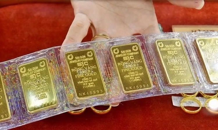 Từ 1/7/2026, mua b&aacute;n v&agrave;ng miếng phải nộp thuế thu nhập c&aacute; nh&acirc;n